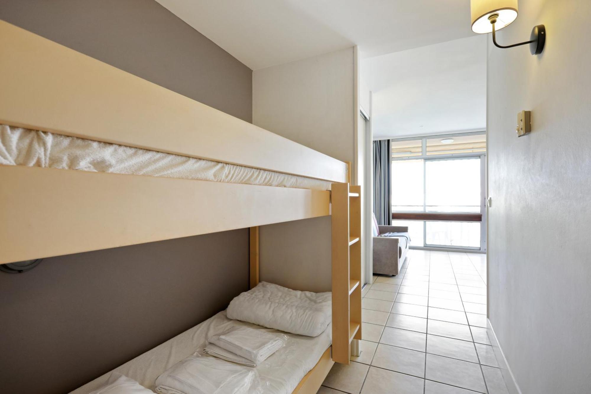 Residence Heliotel Marine Saint-Laurent-du-Var Εξωτερικό φωτογραφία
