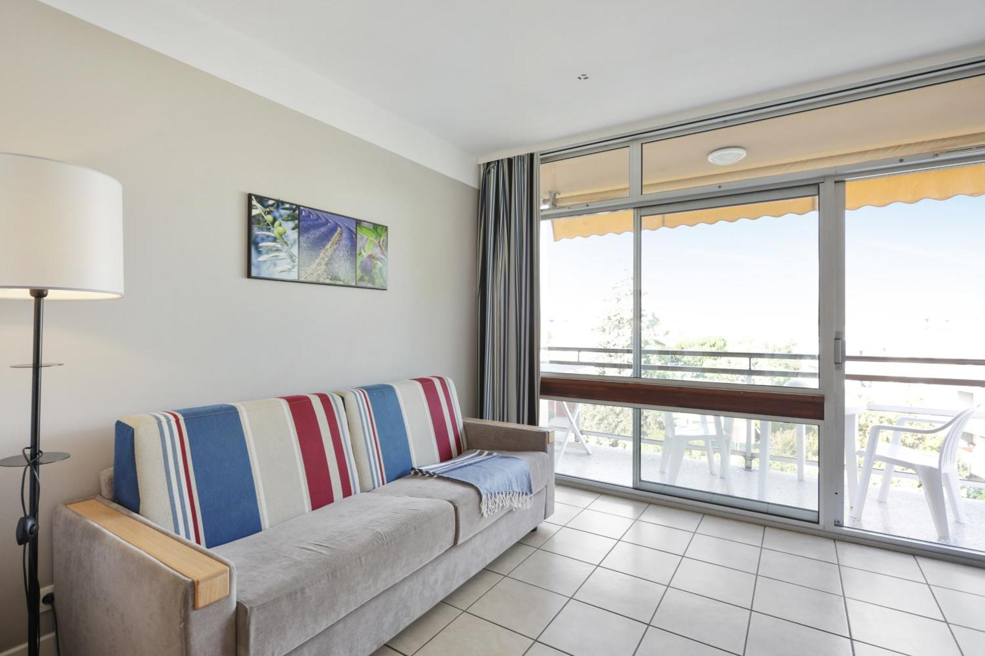 Residence Heliotel Marine Saint-Laurent-du-Var Εξωτερικό φωτογραφία
